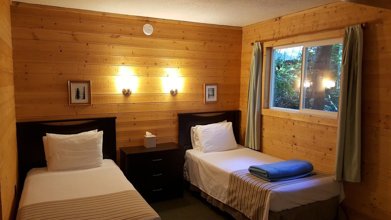 Emerald Forest Cabins Trinidad Eksteriør billede